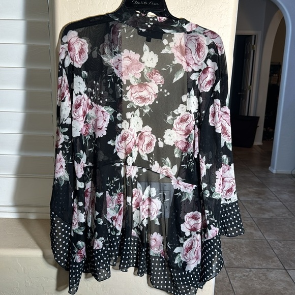 The Pyramid Collection Black Sheer‎ Open-front Floral Polka Dot Print Cardigan - Picture 5 of 9